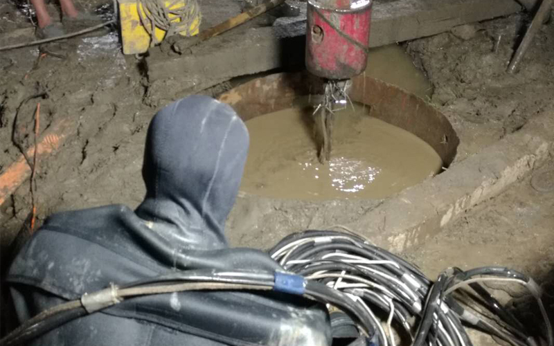 水下作业打捞