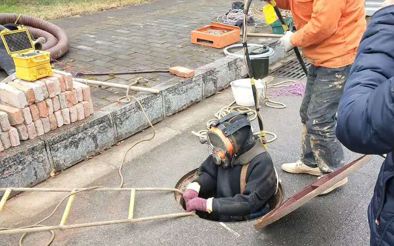 管道封堵作业